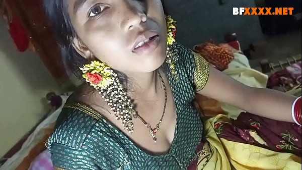 Desi bhabhi gets her first fucking deep inside